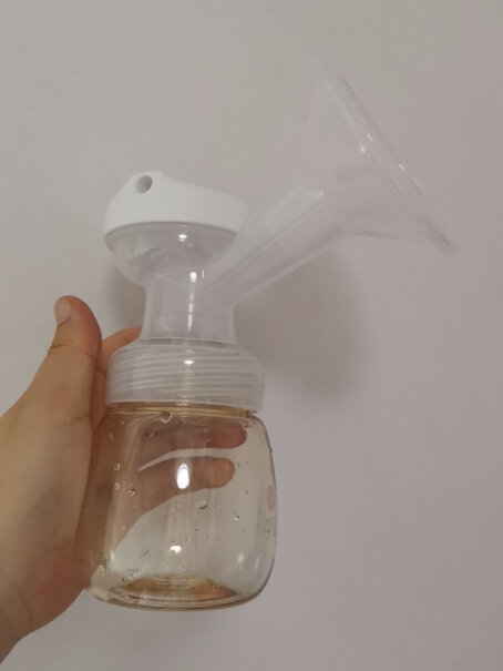 德国孕贝无痛单双边电动吸奶器宝妈们，请问奶水少的用这个吸有用吗？一次能吸多少？