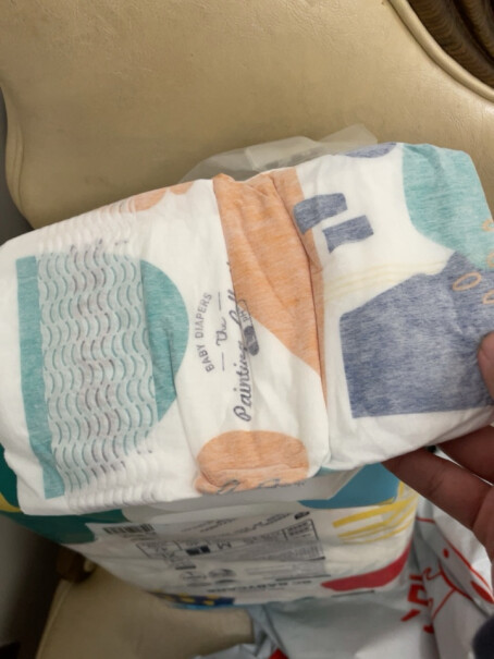 babycare艺术大师薄柔新升级纸尿裤15号8点到10点买L码是送湿巾的，是不是就没有买三送一了，我只收到3包？
