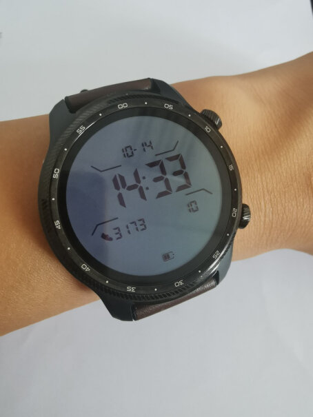 TicWatch ProX 4G智能手表跑步的时候能报配速，公里数，运动时间等参数嘛？