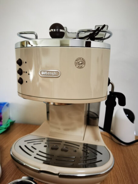 咖啡机德龙咖啡机复古系列半自动咖啡机买前一定要先知道这些情况！评测不看后悔？