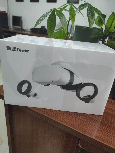 VR眼镜爱奇艺奇遇Dream评测下来告诉你坑不坑,深度剖析功能区别？