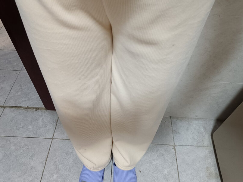 沃歌蕾雪尼尔加绒阔腿裤女年秋冬高腰垂显瘦灯芯绒直筒裤评测真的很坑吗？真实测评质量优劣！