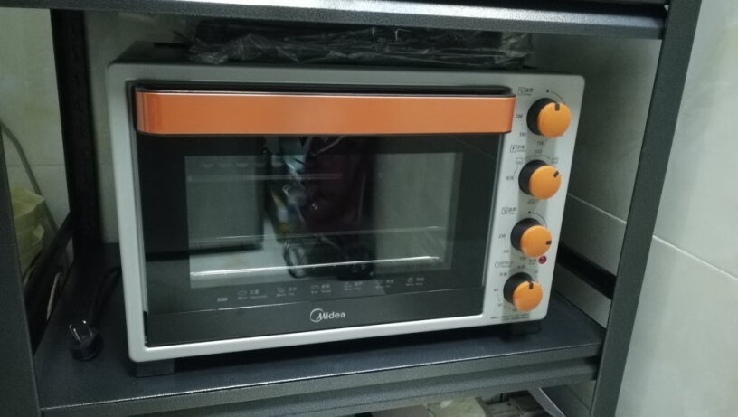 美的32升多功能电烤箱家用专业烘焙上下管加热温度可以分开调吗？