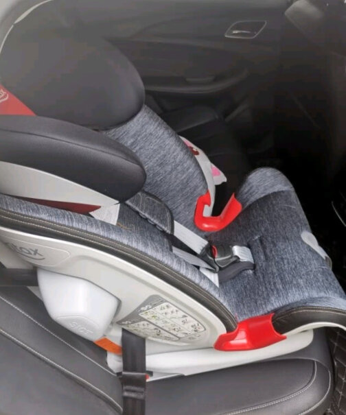 宝得适宝宝汽车儿童安全座椅isofix接口百变骑士7个月不到可以坐吗，8KG了？