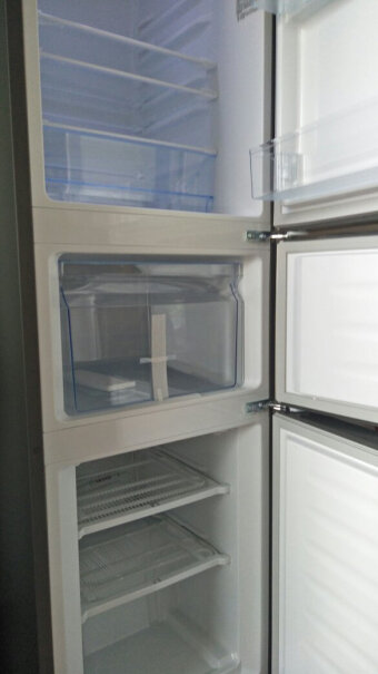 海信205升三门冰箱三门三温区中门软冷冻小型家用冷藏冷冻小吗冰箱大不大够家庭正常使用妈？
