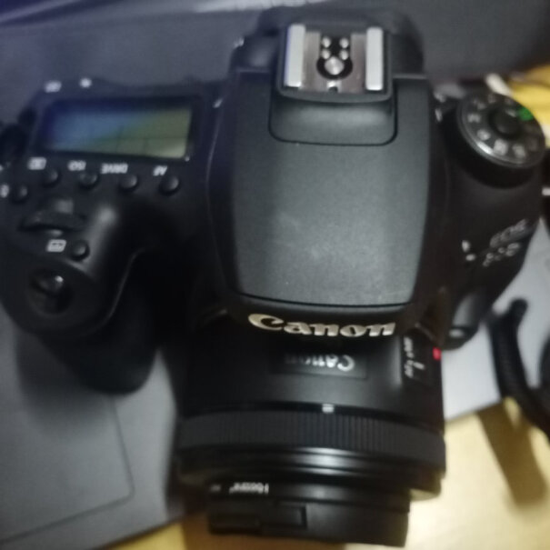 单反相机佳能EOS 90D数码单反相机到底要怎么选择,到底要怎么选择？