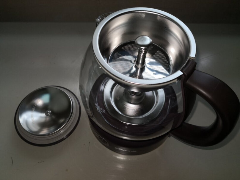 小熊煮茶器煮茶壶养生壶迷你蒸汽喷淋式304不锈钢多用几次不锈钢部分会不会有锈斑？