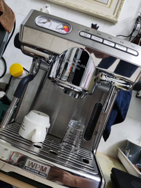 咖啡机惠家半自动咖啡机KD270S家用双表双泵配置意式咖啡机要注意哪些质量细节！评测分析哪款更好？