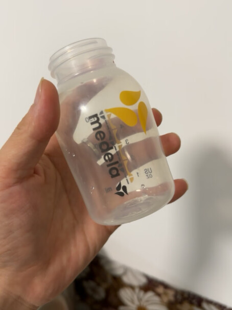 美德乐奶瓶PP150ml保鲜喂奶美德新生儿储存pp的好还是玻璃的好用呀？