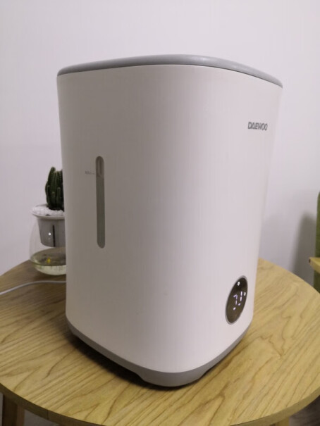 韩国大宇加湿器家用卧室无雾加湿器智能恒湿空气净化问下大家，用久了水箱会发臭吗？