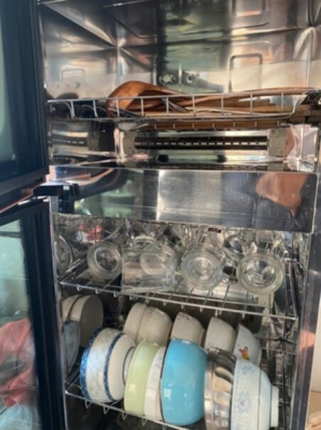 美的消毒柜家用小型立式自营碗架是不锈钢的吗？