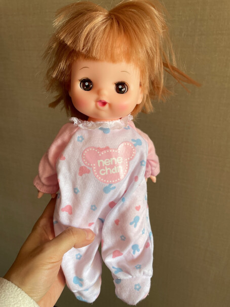 咪露进餐套装女孩玩具儿童礼物公主洋娃娃过家家玩具513118眨眼那个，眼睛容易坏吗？