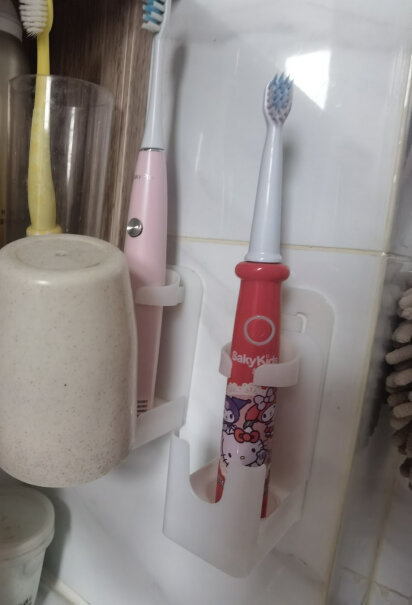 舒客宝贝儿童智护声波电动牙刷F2-三丽鸥大耳狗这款儿童电动牙刷的配置有哪些啊？