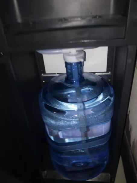 奥克斯饮水机下置式家用立式温热型我们买了一台几个月了还有塑料味，不知大家的怎么样？