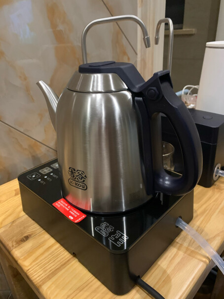 电热水壶功夫茶吉谷控温恒温烧水半自动茶具有1.5L的吗？