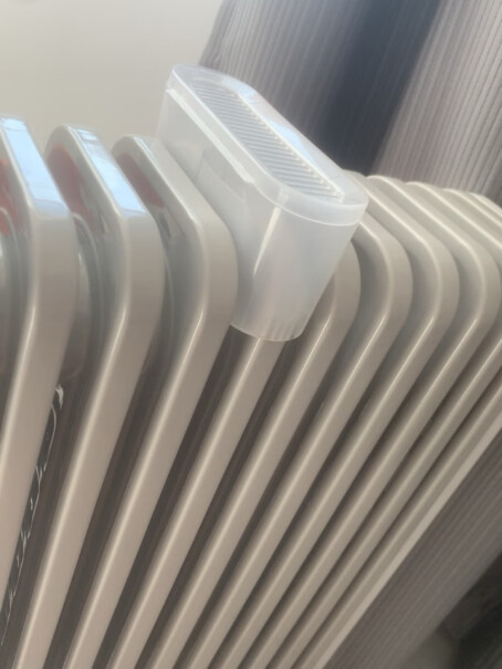 美的京东小家智能生态暖阳系列取暖器达到设定温度会自动停机省点吗？