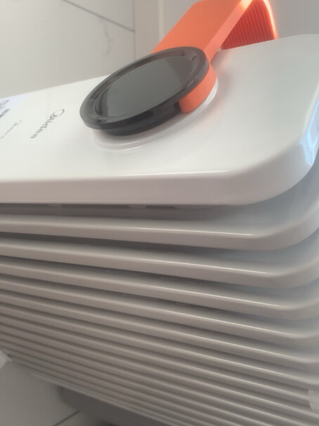 美的京东小家智能生态暖阳系列取暖器达到设定温度会自动停机省点吗？