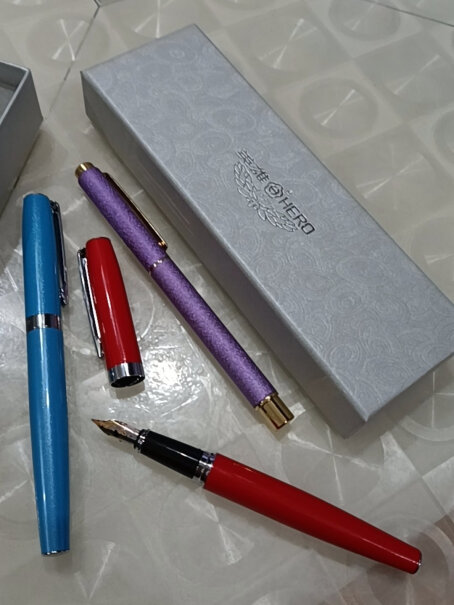 英雄钢笔382商务办公铱金钢笔签字笔可以直接用墨囊来吸墨么？？？？