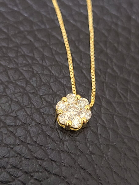 钻石项链-吊坠CIRCLE珠宝18K金钻石项链女告诉你哪款性价比高,这样选不盲目？