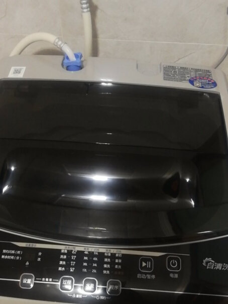 美的迷你折叠洗衣机母婴洗衣机小型内衣神器一键脱如何使用？