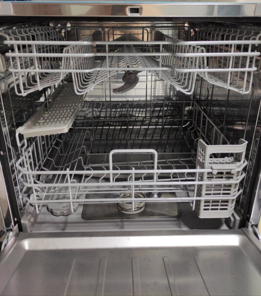华凌10套洗碗机vie7家用嵌入式全自动台式消毒烘干好用吗？