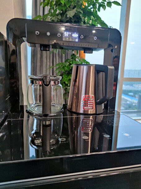 海尔智能茶吧机冰热家用全自动饮水机下置水桶自动上水台式多功能请问有智冷功能吗？
