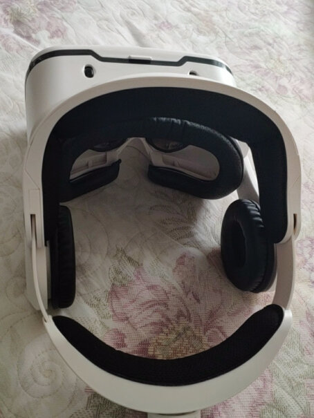 VR眼镜千幻魔镜十代VR眼镜评测解读该怎么选,入手使用1个月感受揭露？