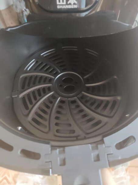 山本空气炸锅家用4.2L大容量智能电炸锅无油低脂煎炸颜色随机吗？