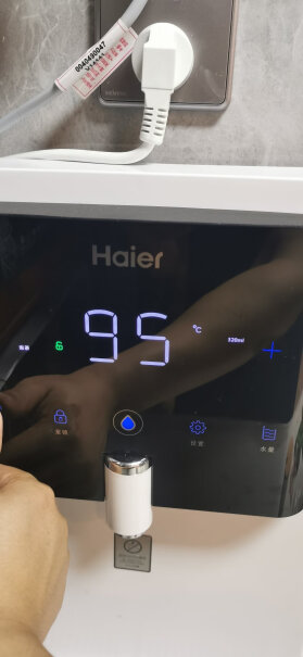 海尔（Haier）京东小家智能生态 家用净水器云净800G双出水直饮机 2.5升这个出来的存水跟进水TDS值分别多少？