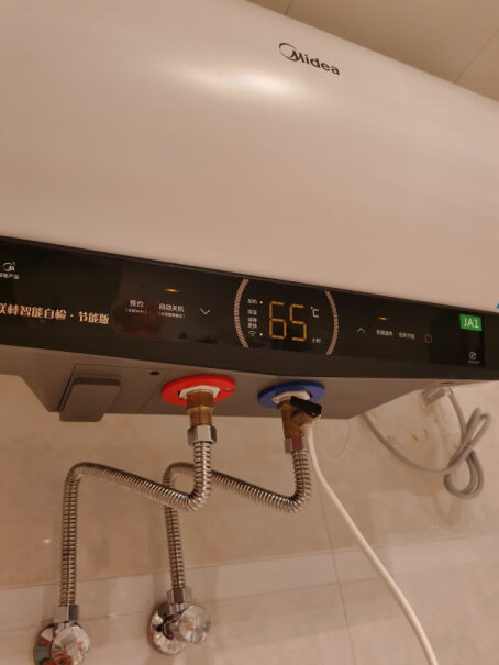 美的电热水器80升3200W变频速热高颜值美肤洗镁棒免更换出水断电WiFi智控京东小家F8032-J电源线多长？