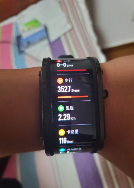 努比亚 Nubia Watch 智能手表有没有人新版app更新不了？