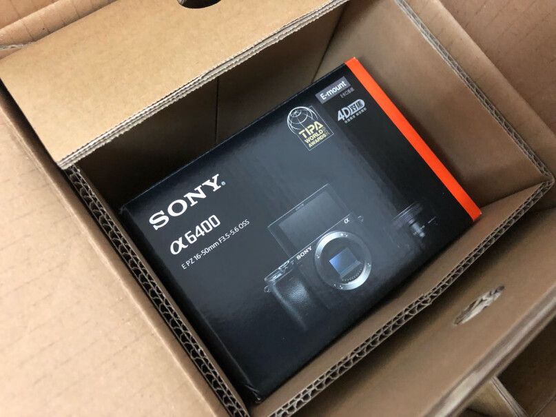 索尼 Alpha 6400 微单相机相机怎么样？没在京东买过电子产品？