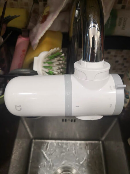 小米水龙头净水器滤水器自来水过滤器漂白粉的味道过滤后还有吗？