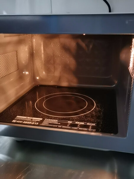 美的快捷微波炉微电脑操控请问这款微波炉带烧烤工能吗？