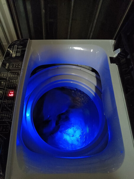 志高全自动洗衣机波轮宿舍迷你小型请问一下，这个洗衣机的排水管口径是多大？