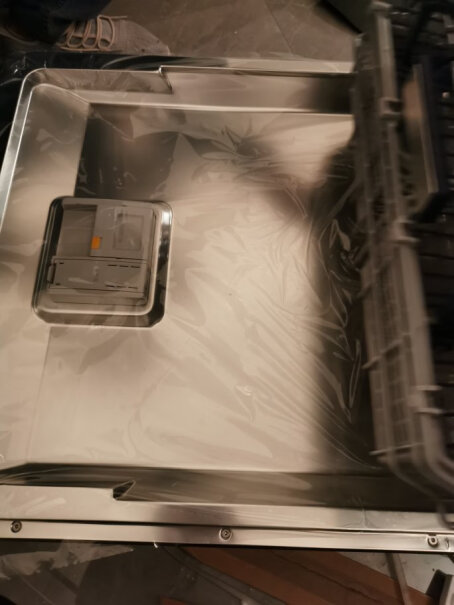 美的15套大容量嵌入式请问Rx600洗碗机洗一次需要耗电多少？