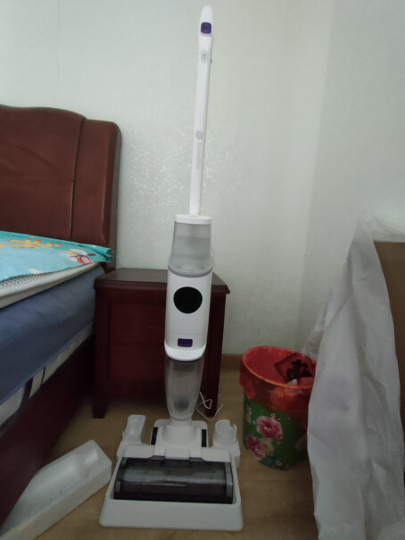 追光无线智能洗地机吸拖洗一体家用吸尘器高速清洁机消杀除菌可以连接手机吗？