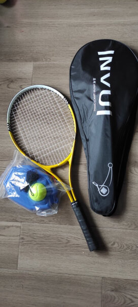 网球拍英辉INVUI网球拍初学者评测质量好吗,怎么样？