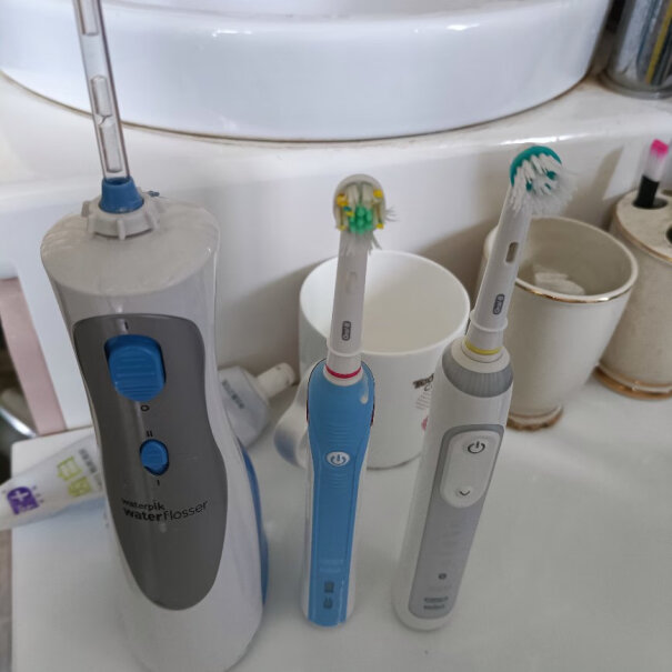 欧乐B电动牙刷成人小圆头牙刷情侣礼物3D声波旋转摆动充电式？️必要买pro ultra吗？