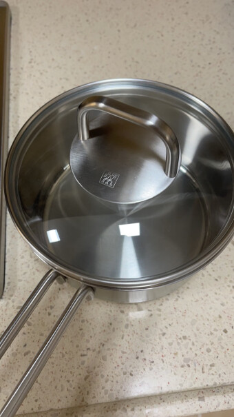 德国双立人奶锅16cm不锈钢辅食锅这个好用还是雪平锅好用？