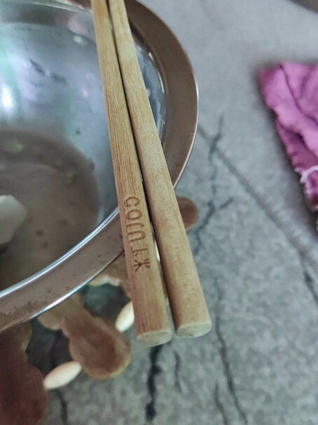 玉米实木筷子儿童专用幼儿园宝宝学习筷你好，请问这个筷子 用前需要用开水煮吗？