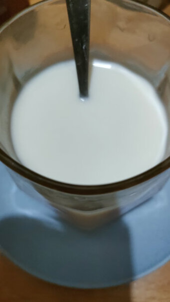 牛奶高原儿童孕妇早餐营养奶香浓郁牛奶这个瓶子不能微波炉用，是不是可以用开水隔着瓶子烫热牛奶？