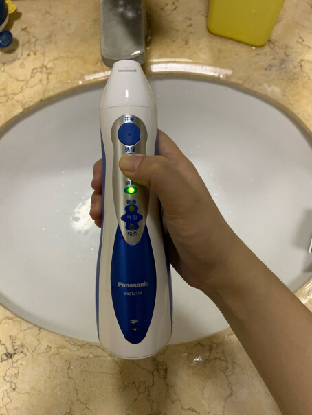松下电动冲牙器洗牙器冲洗力度大吗？