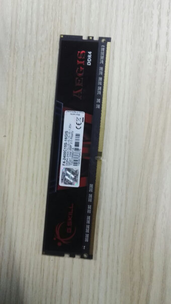 芝奇16GB DDR4 Aegis/黑红色能和金士顿ddr4 16g的神条一起用吗？