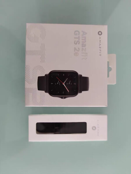 Amazfit GTS 2 运动手表息屏显示的效果怎么样？扔在桌上也会显示时间吗？