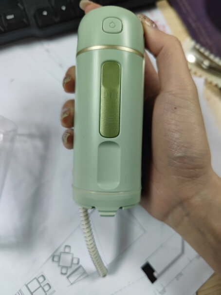 倍至冲牙器洗牙器你们有没有凡是冲完这个水牙器的充电线冲完线必坏？