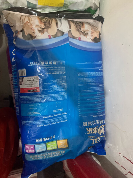 妙多乐猫粮成猫10kg全价均衡营养为什么我买的一股霉味？你们买的都什么味？