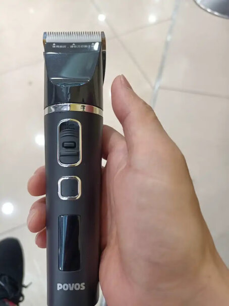 奔腾智能电动理发器专业成人儿童家用电推剪可以用110V充電嗎 謝謝？