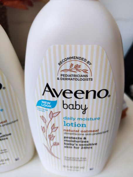 Aveeno艾惟诺婴儿保湿润肤身体乳我买的侧面有贴纸 会不会不是正品呢？