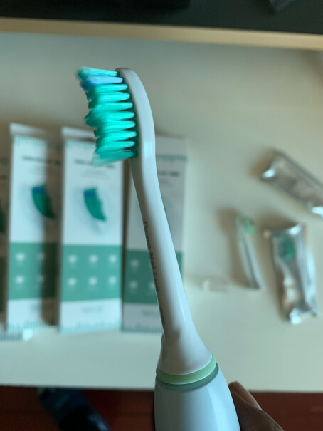 电动牙刷头适配飞利浦电动牙刷头适配HX6730评测质量好吗,坑不坑人看完这个评测就知道了！